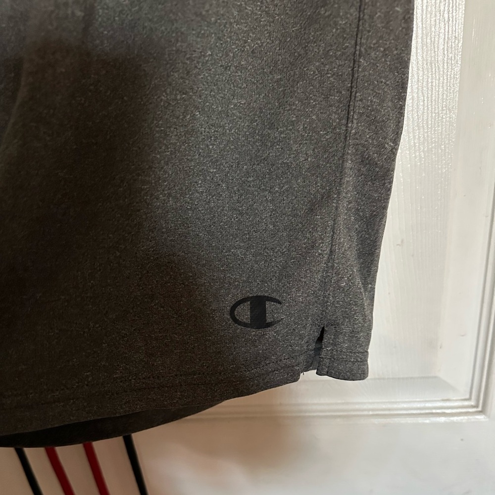 Champion men’s shorts with drawstring